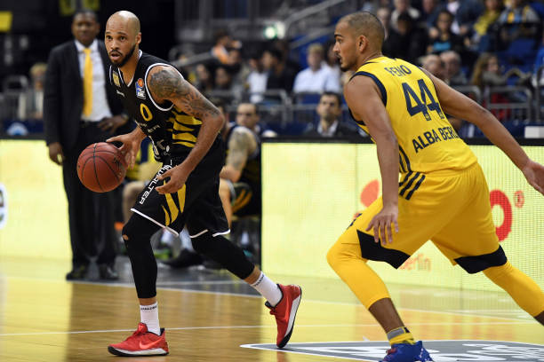 离不开球队 离不开球队