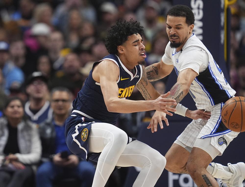 人专注于外 人专注于外